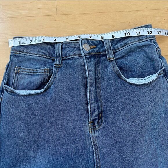 Kittenish Straight Leg Split Side Hems High Waist Jeans Small - Picture 6 of 13